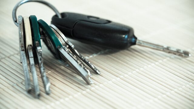 Tbit key